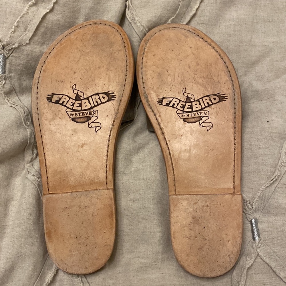Freebird Slides...Size 8. Grayish Distressed Color - image 2